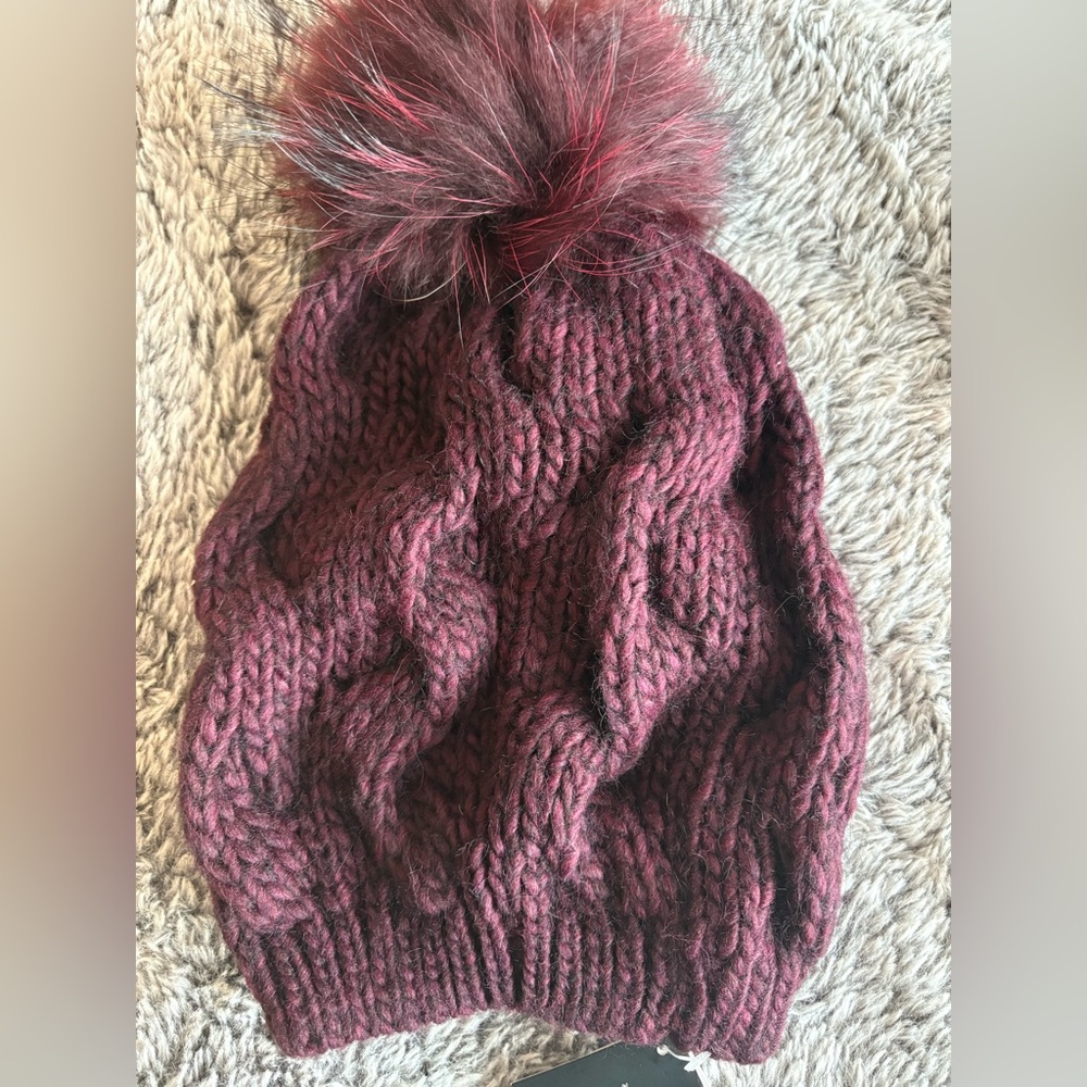 NWT Echo Maroon Wool/Acrylic Cable Knit Beanie with Pom